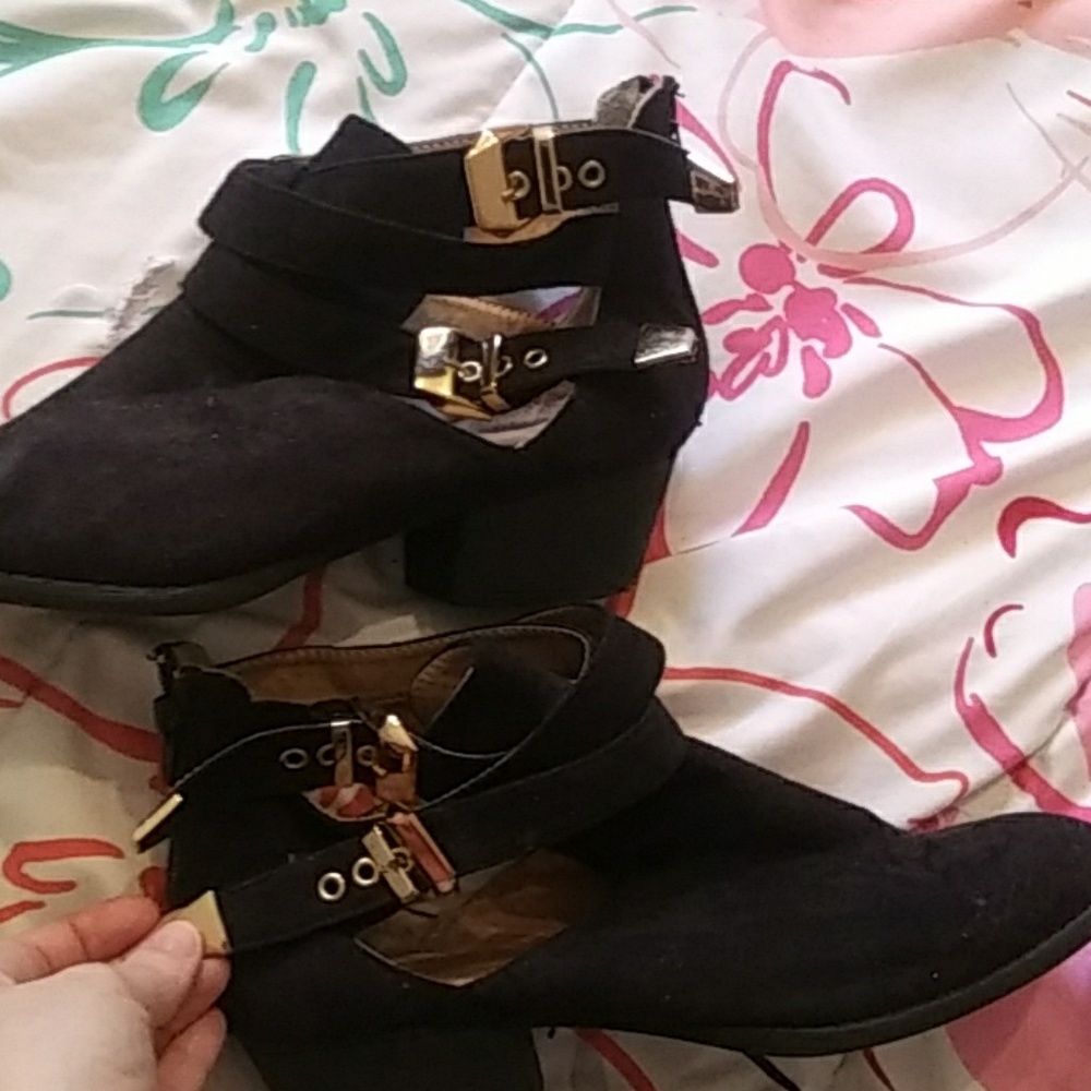 🔵Buckle Up Ankle Booties